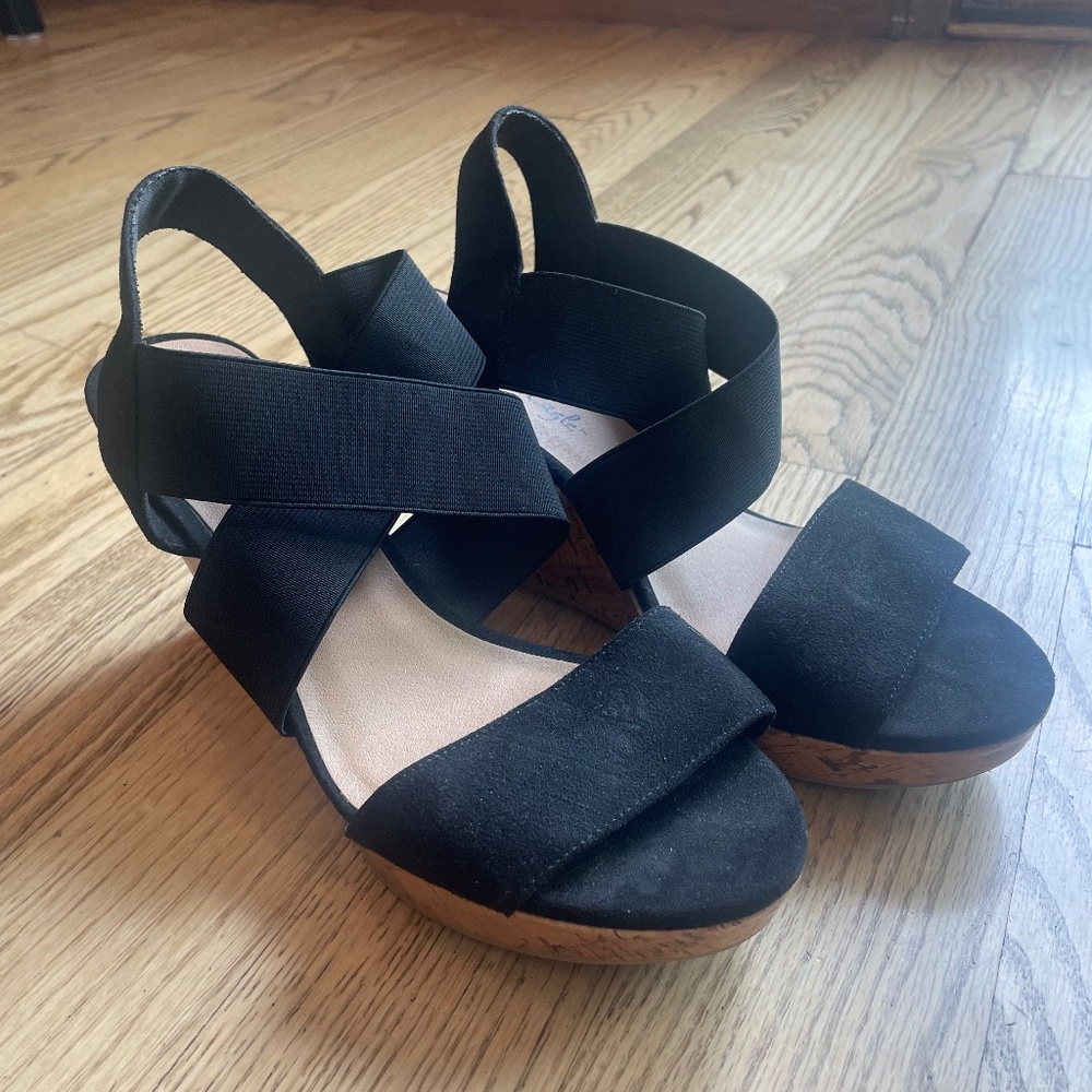 American Eagle Wedge Heel